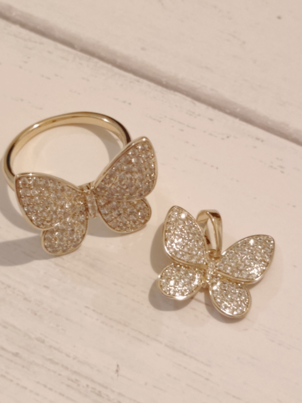 This Set, The surface is plated with a thin layer of real gold 14k. Ring Size9.